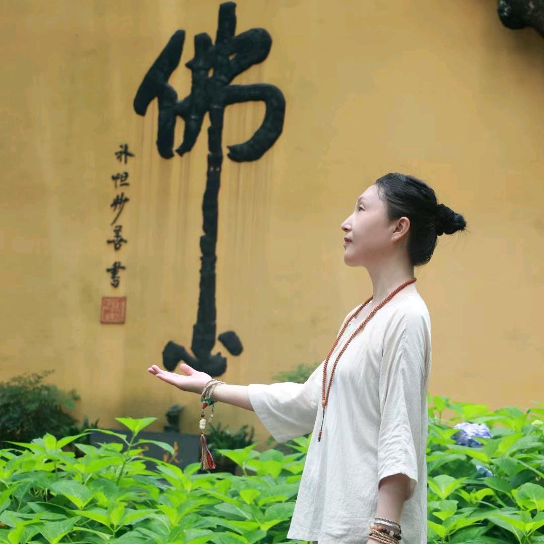佛歆