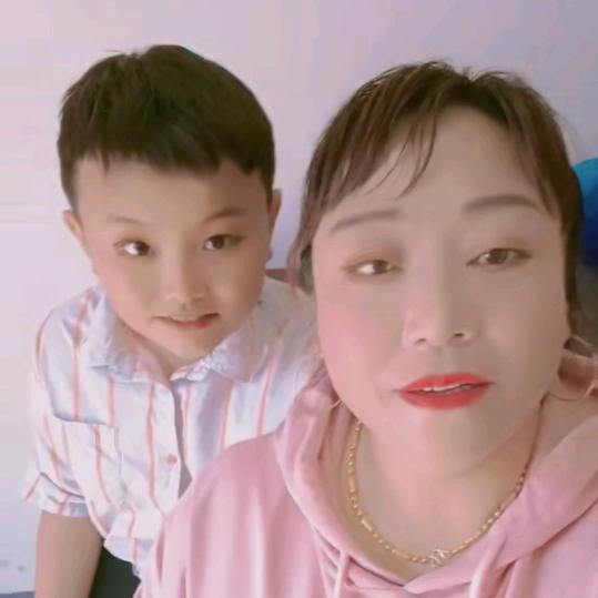 何大姐🌺🌺🌺🌺