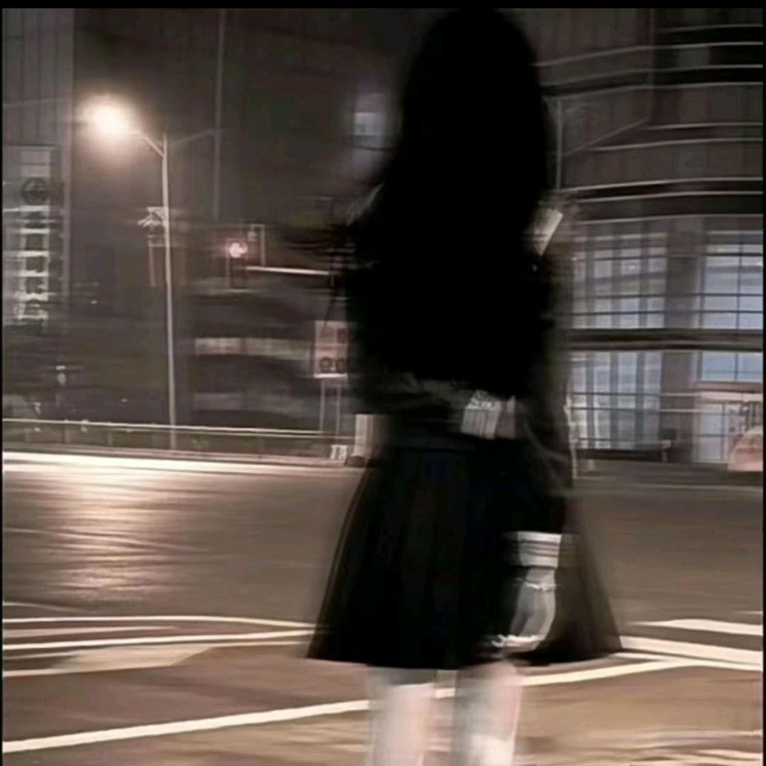 许念.