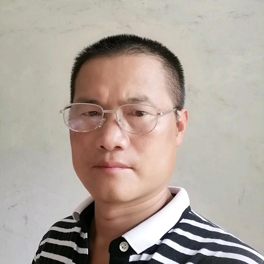 yHj