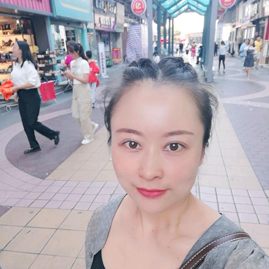 @阿霞