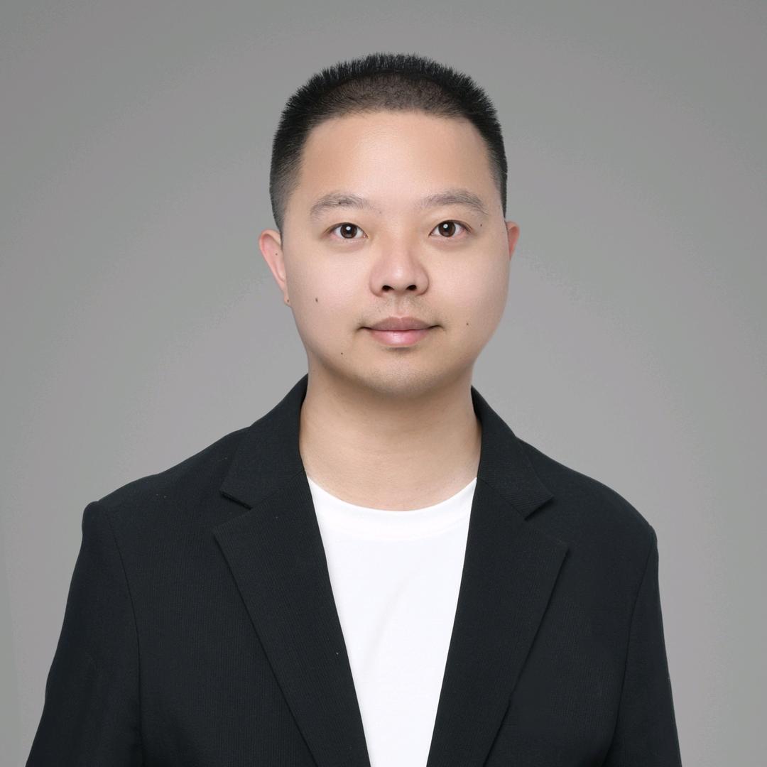 阳光燃刻游泳健身张经理