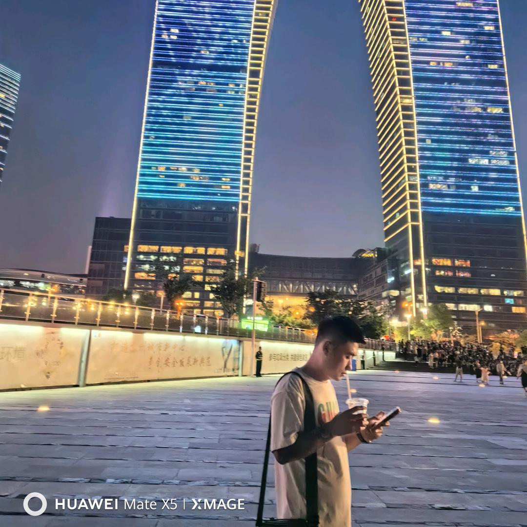 名品买手店 鹏gg