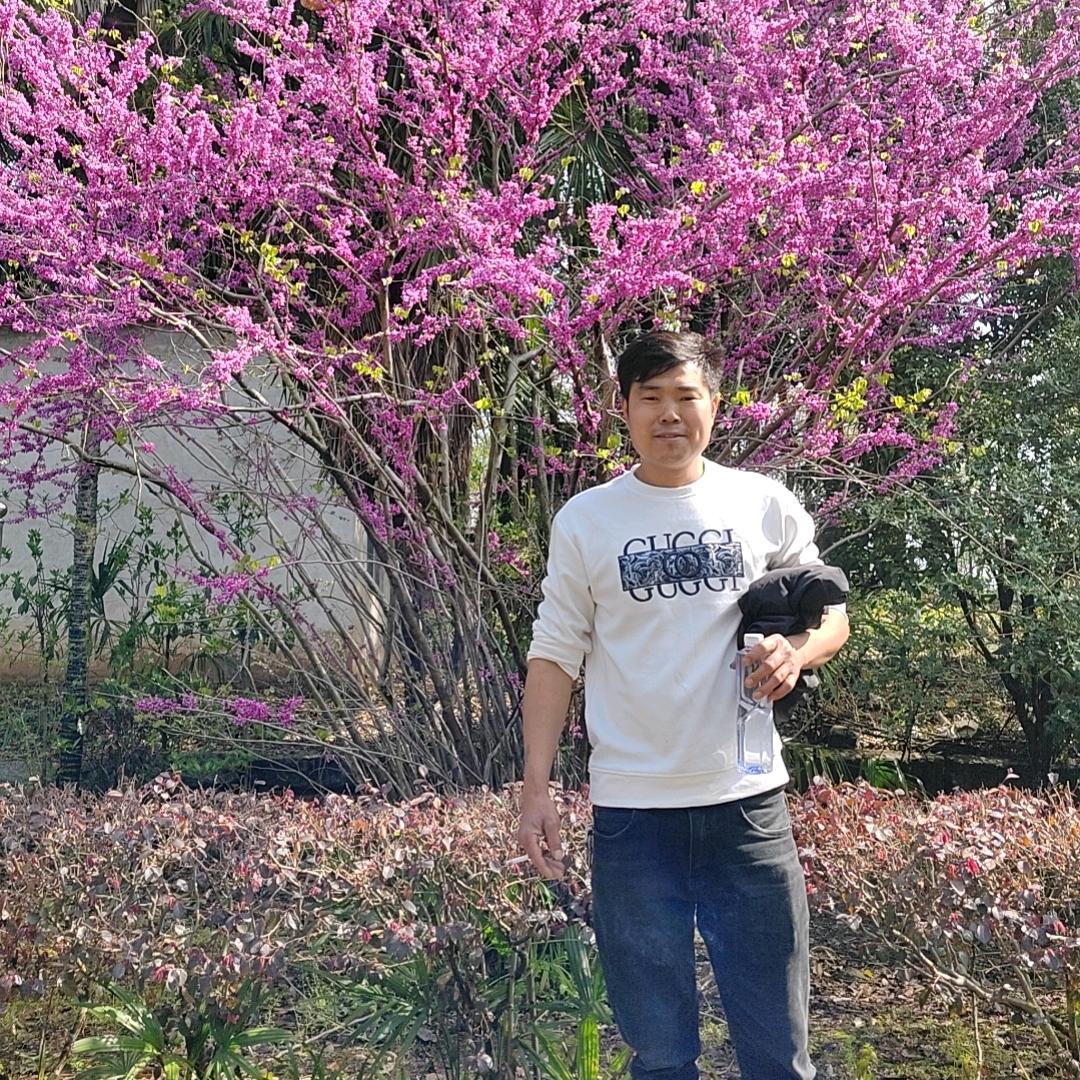 步行街甘蔗哥