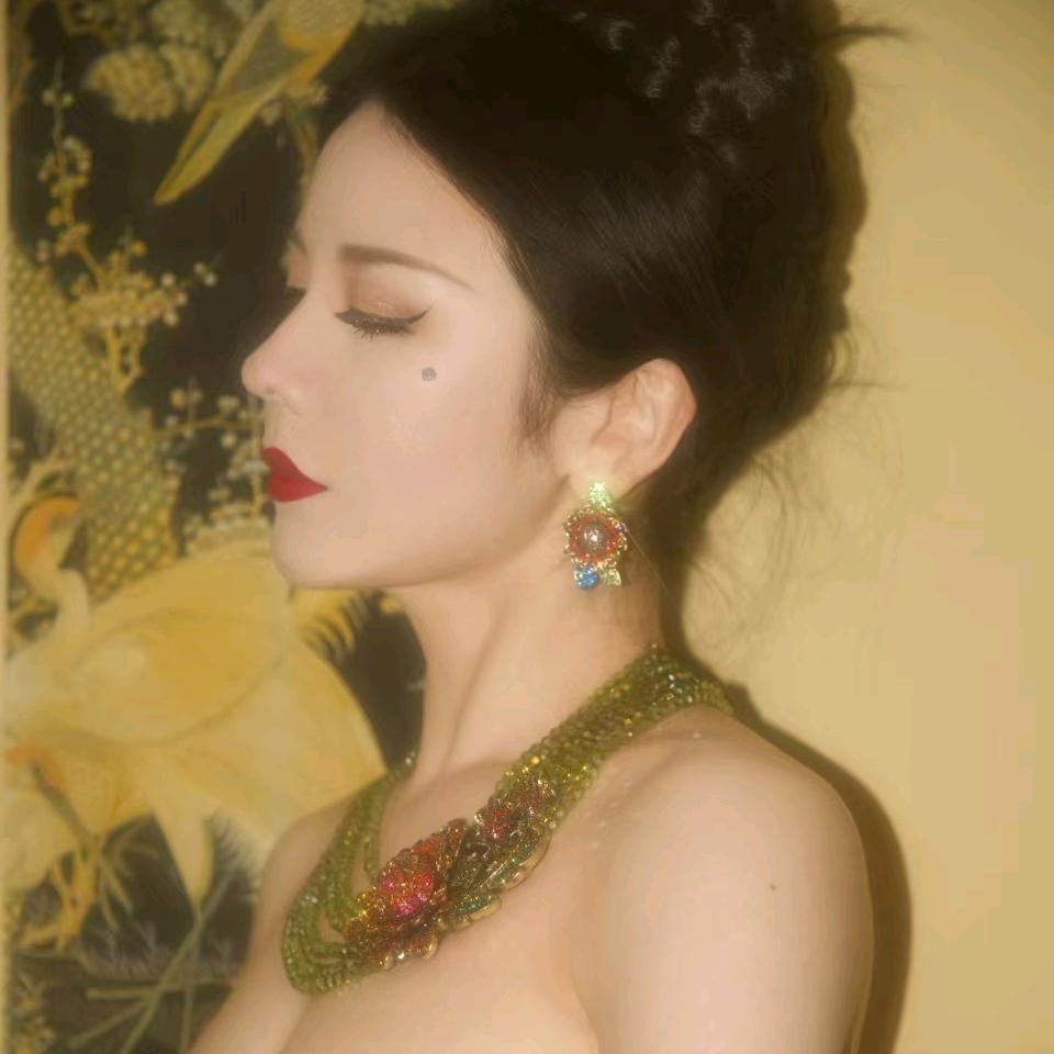 筑梦的阿臻`Aura