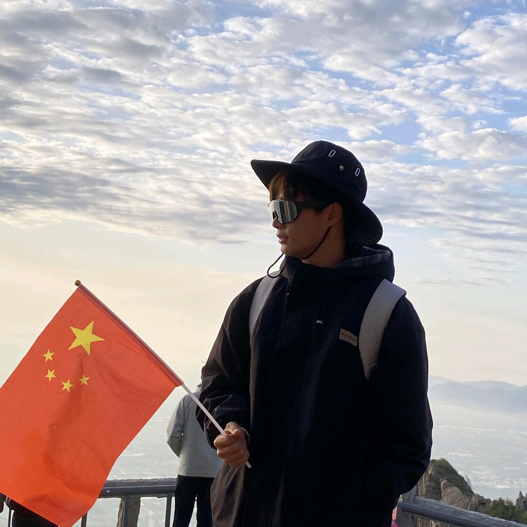 简训体育李教练