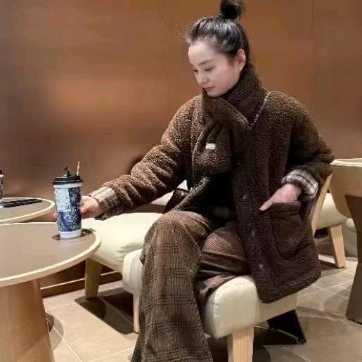 女装