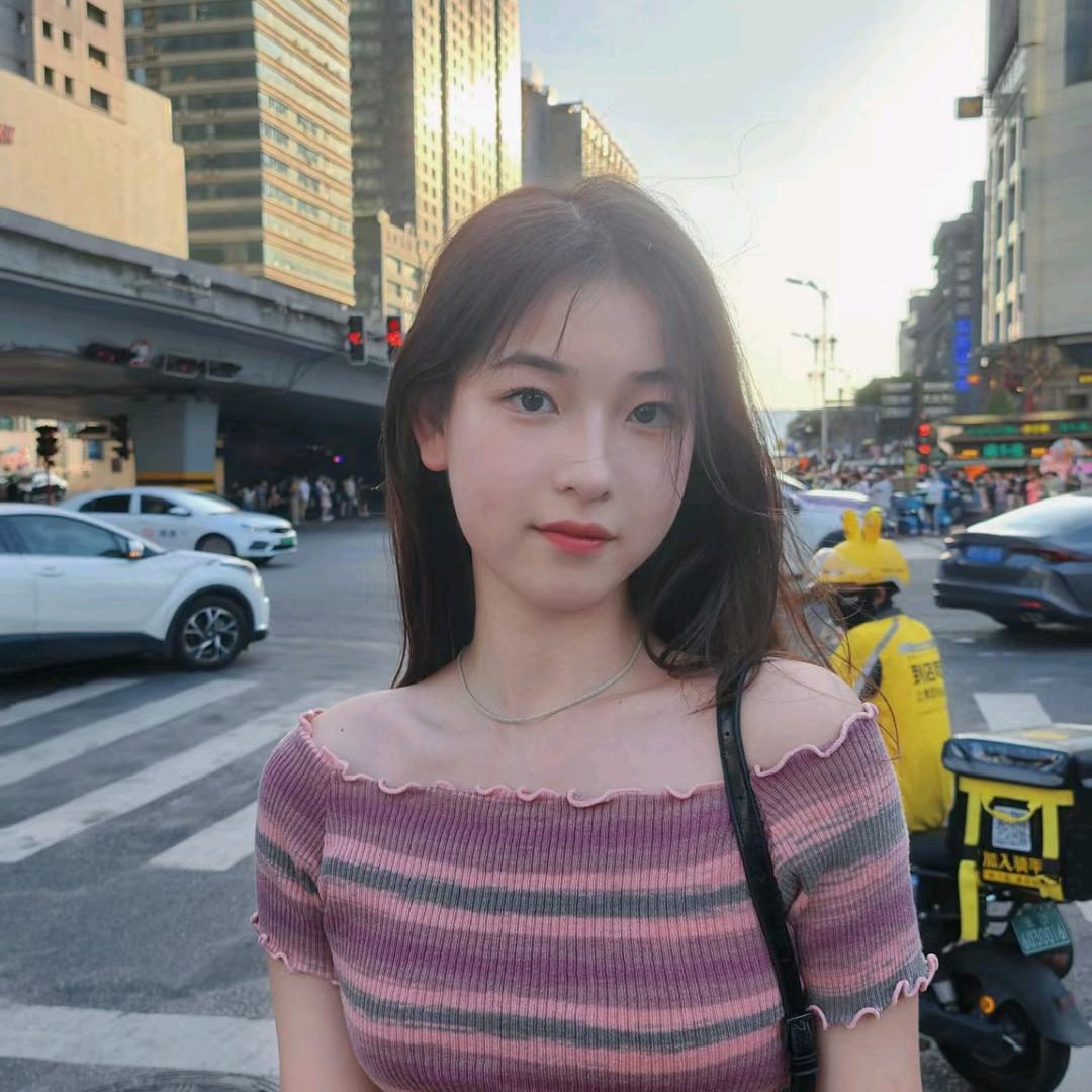害羞的雯子