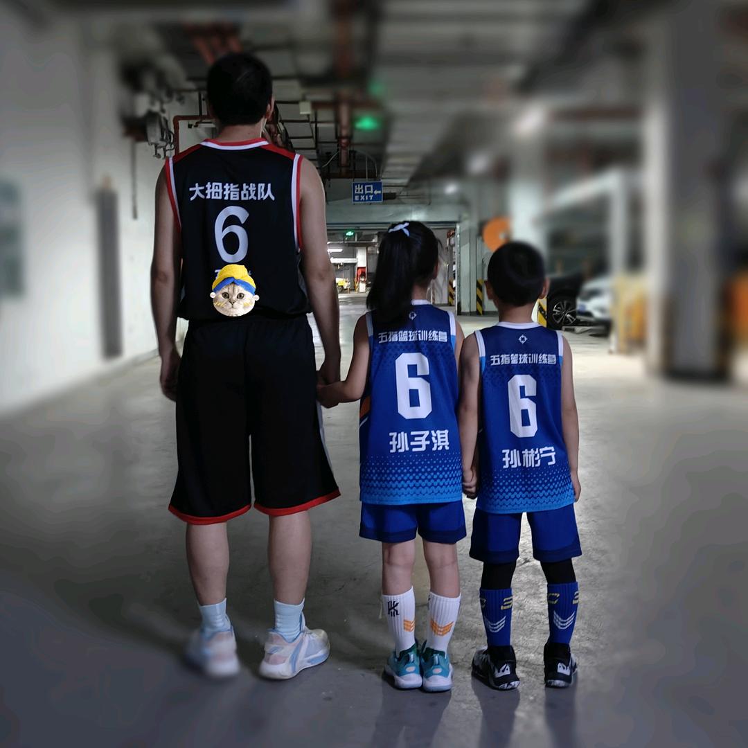 🏀小孙同学