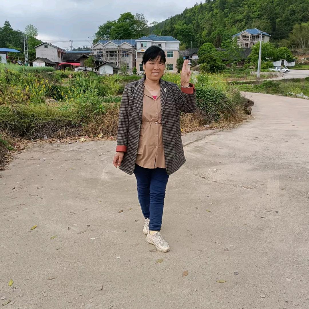 萍妹妹🎤爱唱歌