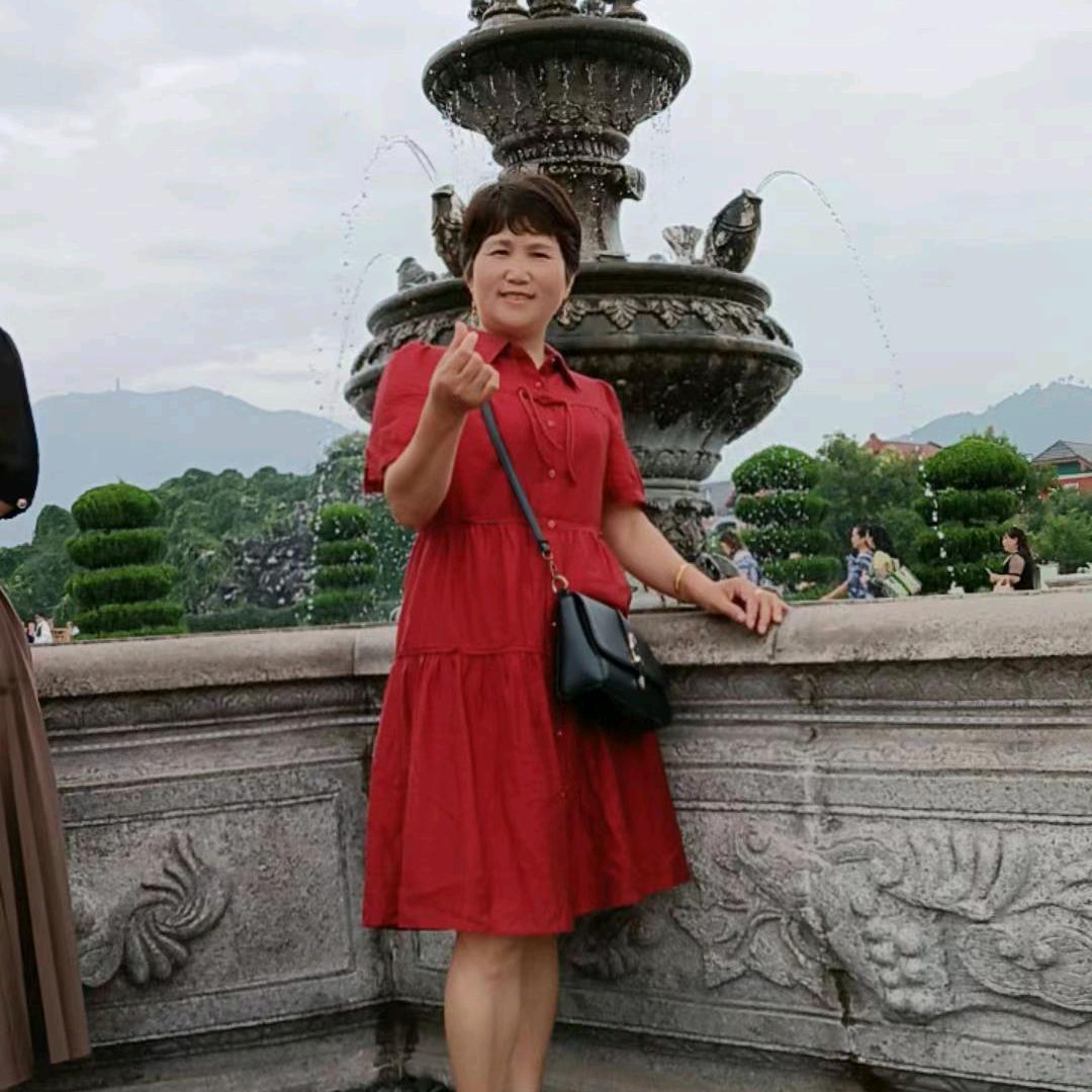 碧玉莲花