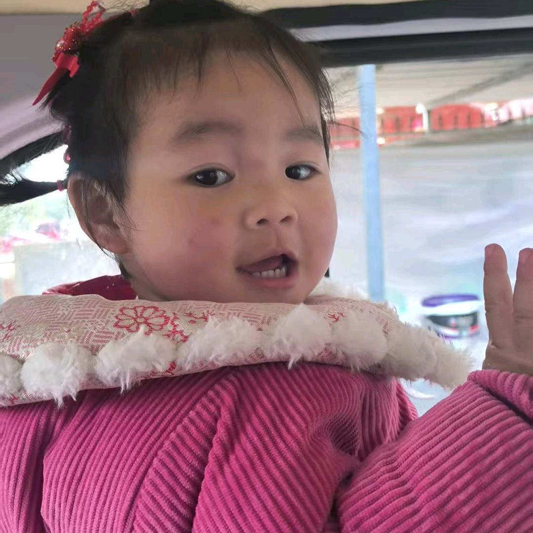 瓷砖批发销售（工厂直销价格更实惠）