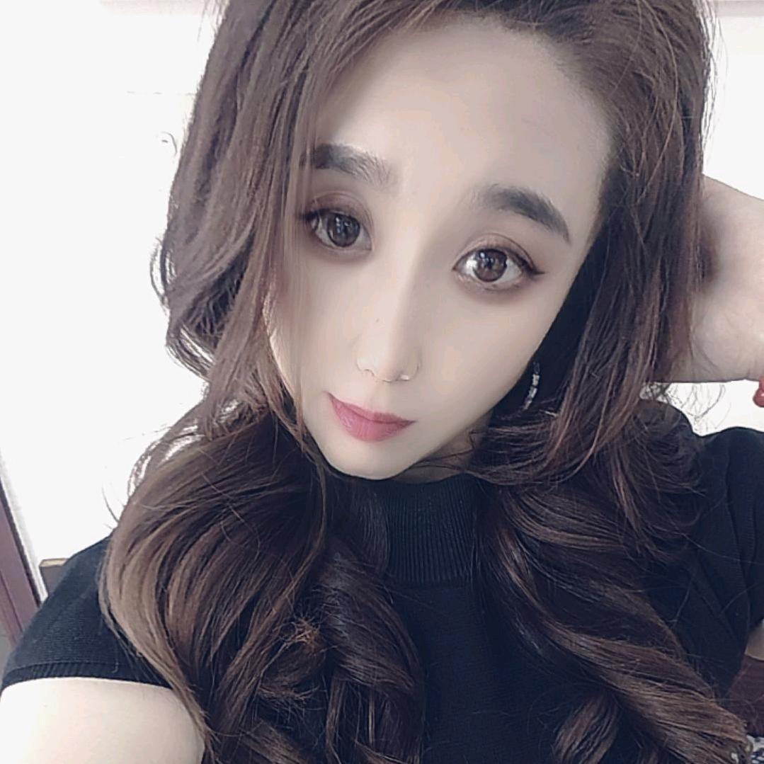 佳佳@