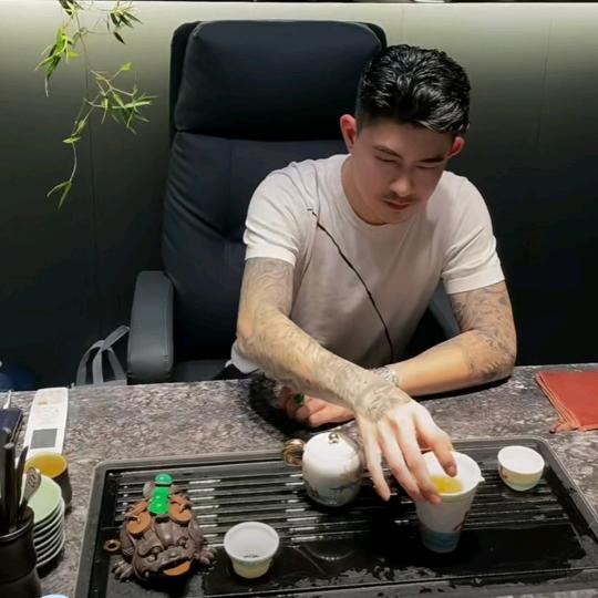 黄飞