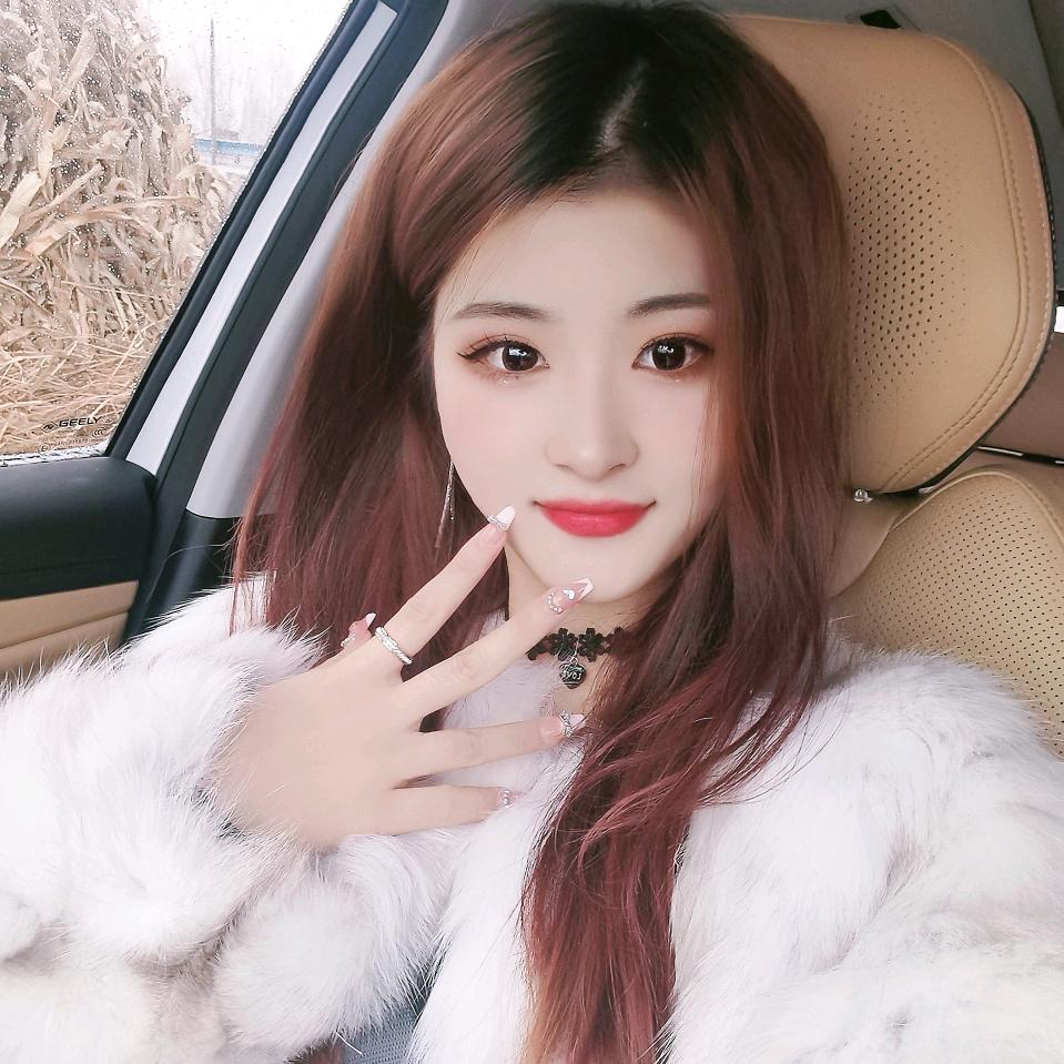 爱笑的莹妹儿