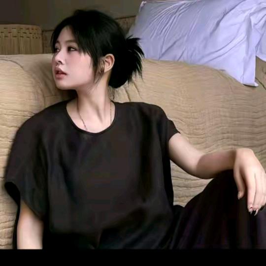 沈球球（穿搭推荐）