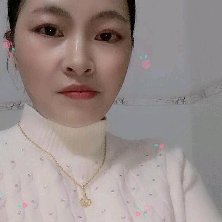 小趣隆零食