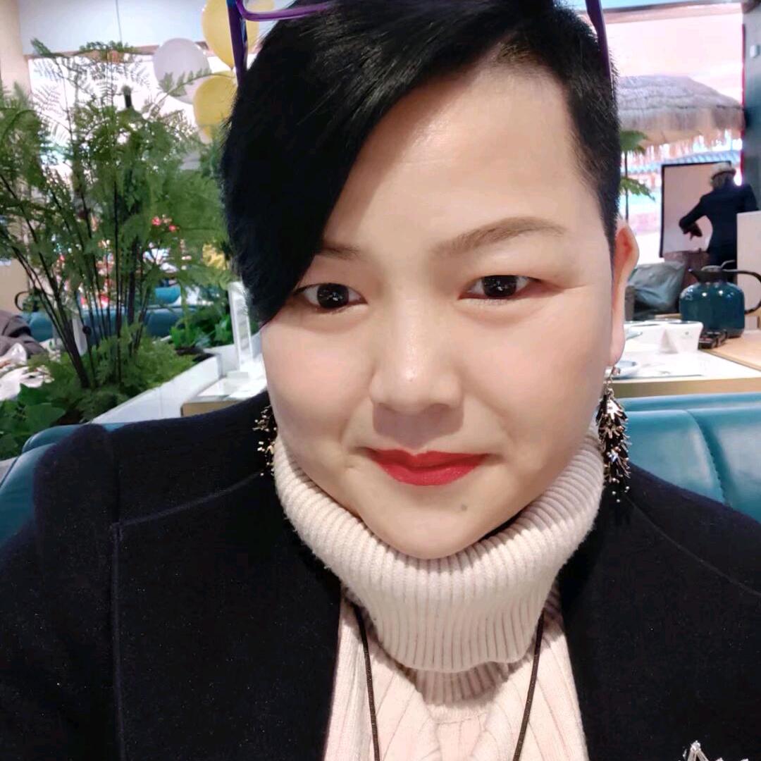 湛江生蚝鸡煲牛杂煲风味馆