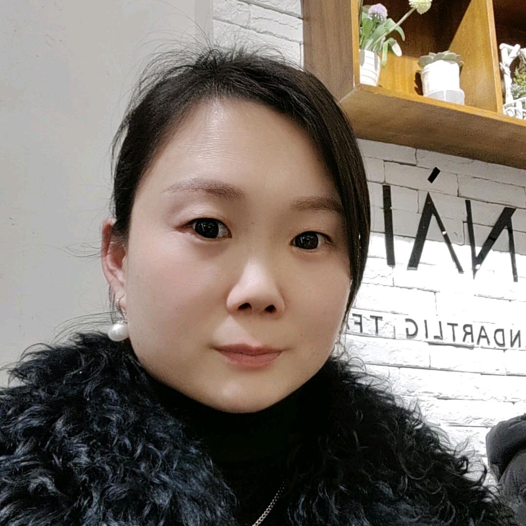 新密领英城歆艾 丽丽