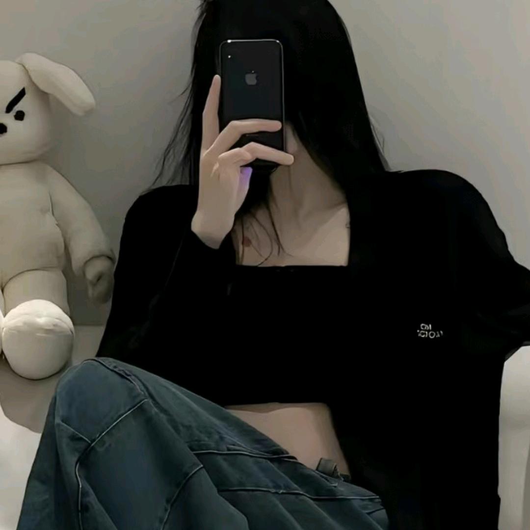 周周 💫很快乐