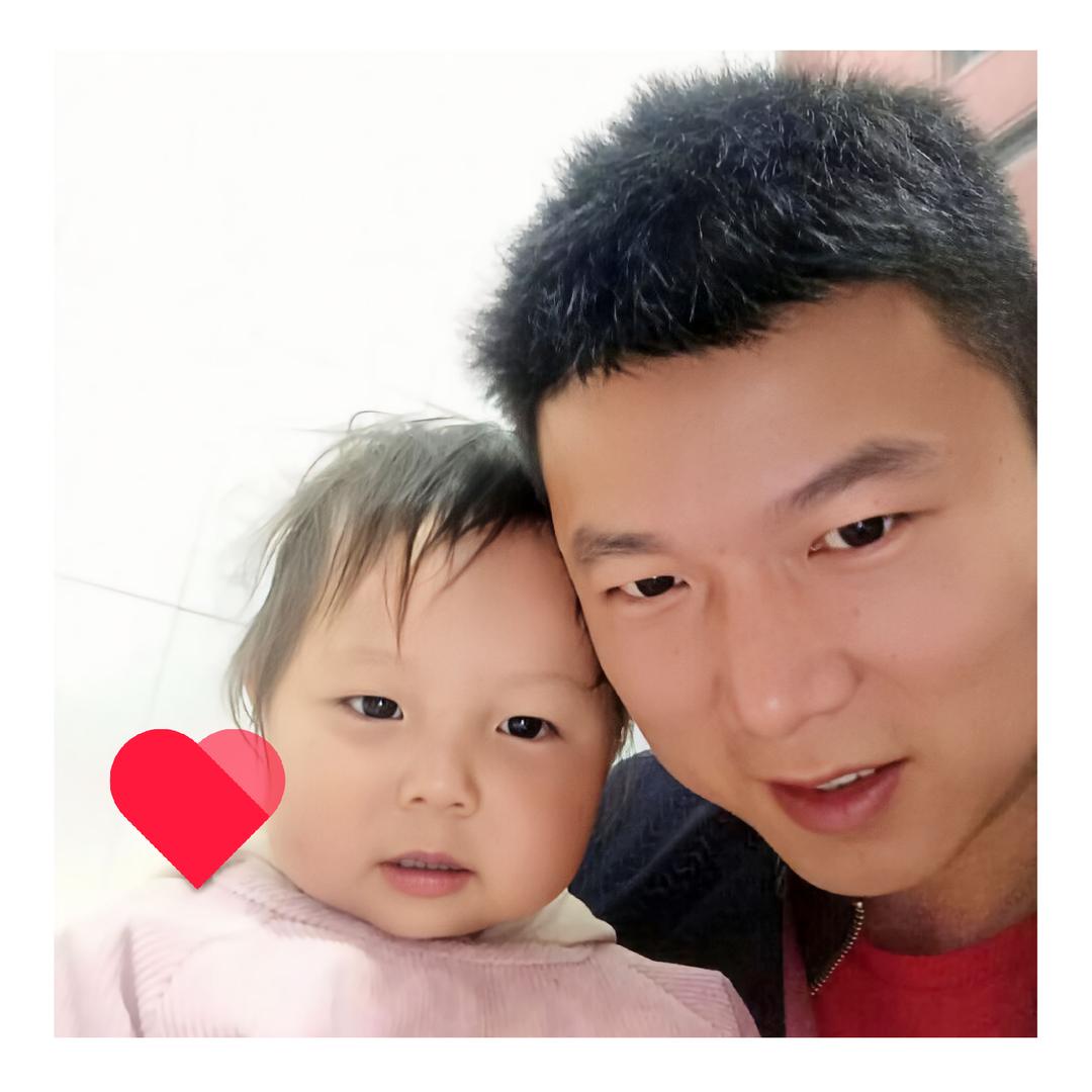 六哥卤虾大排檔小曾