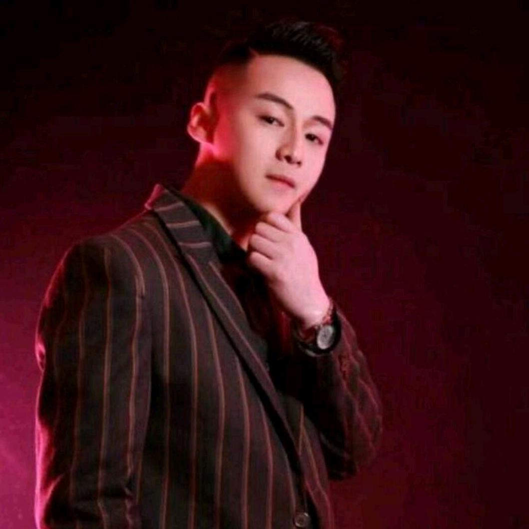 ㅤㅤ ㅤㅤㅤㅤ ㅤ ㅤ