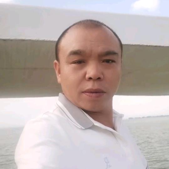 卍鹏