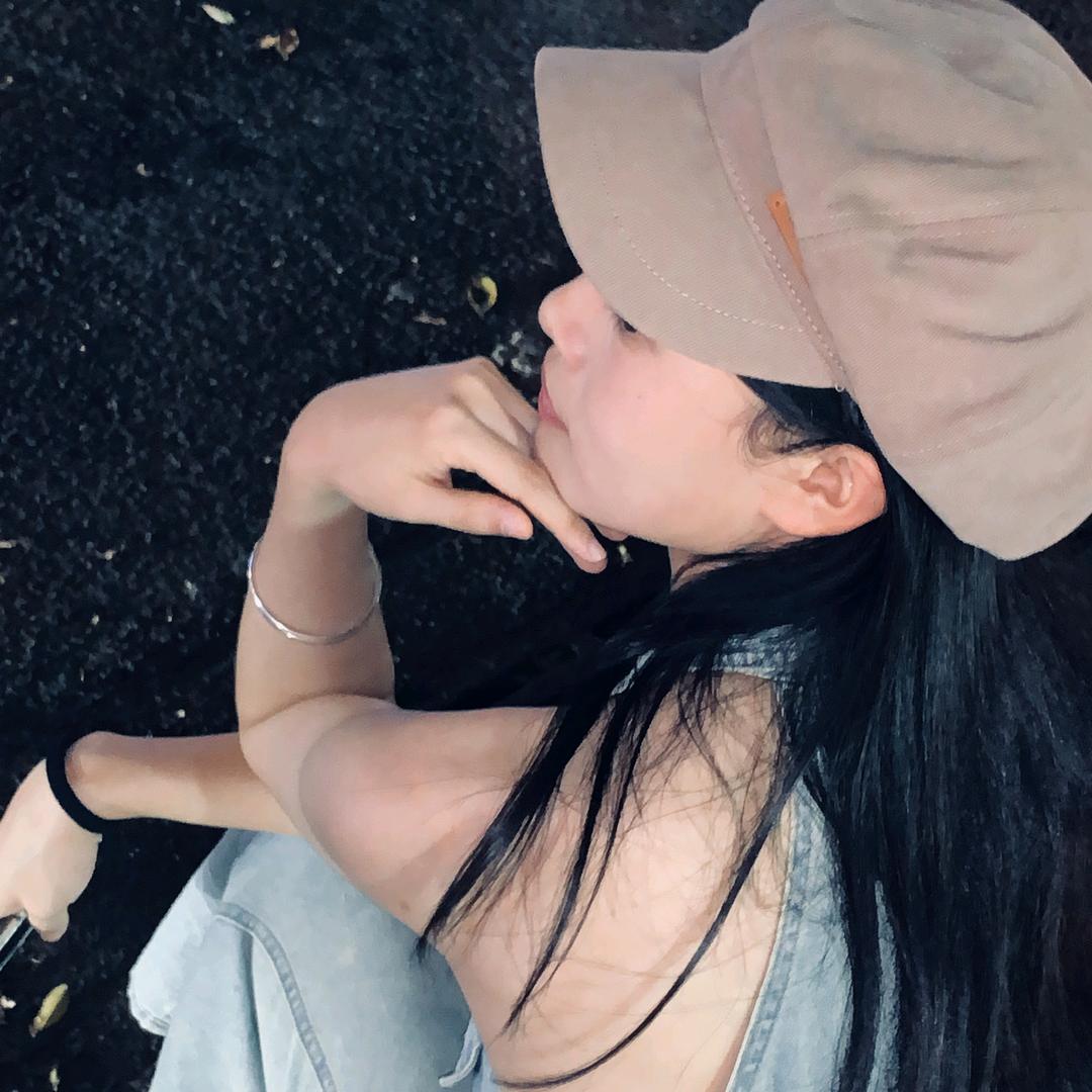 周清歌.