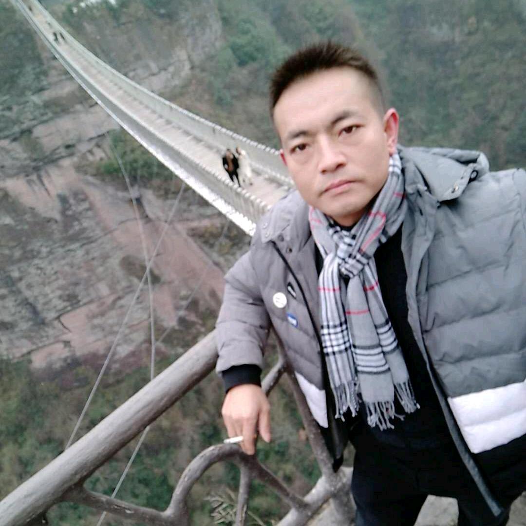 ꧁♥单身大叔꧂