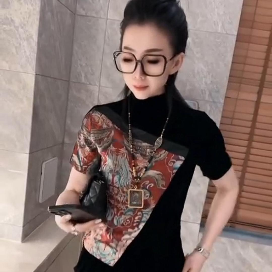 梅梅精品服饰店