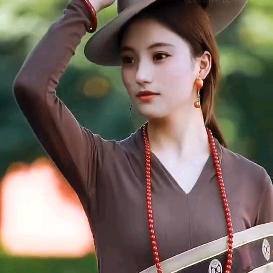 西藏女孩