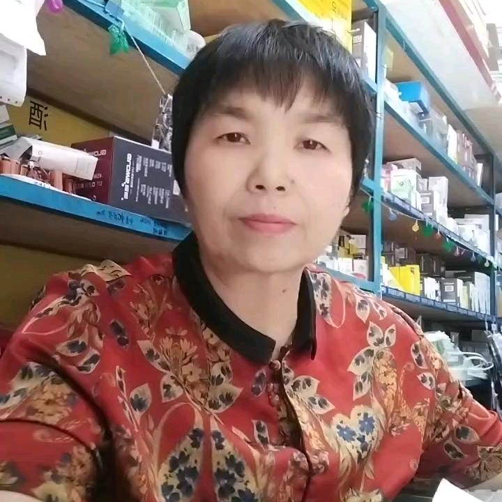 石家庄五金店霞姐