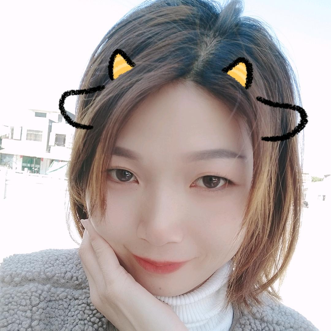 童瑶服装店