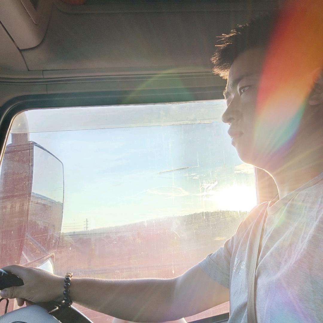 Angel↗继续微笑