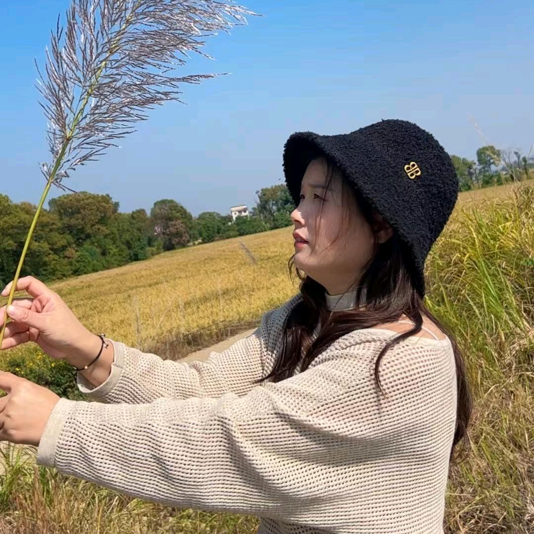 ღ᭄ꦿ࿐劉