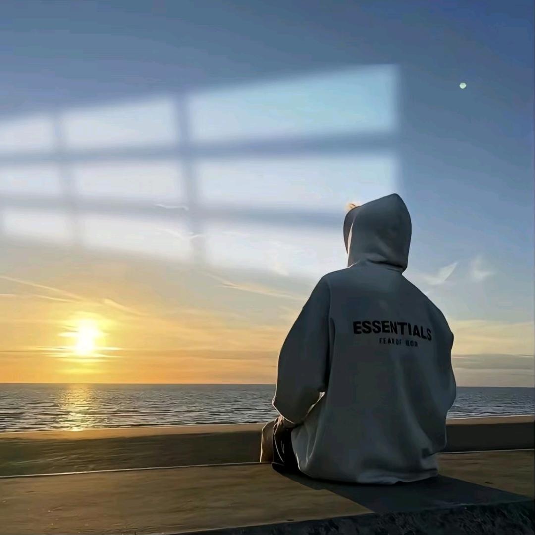 深巷（人生就俩字。搞钱！）