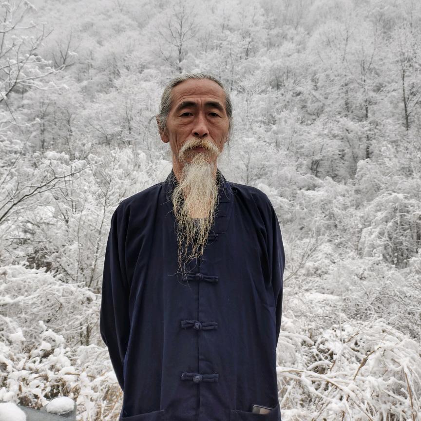 南山眞人