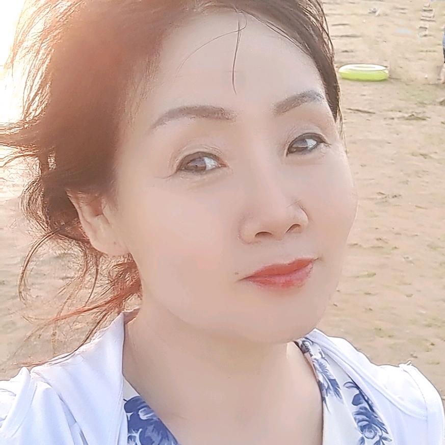 风轻淡雅姐