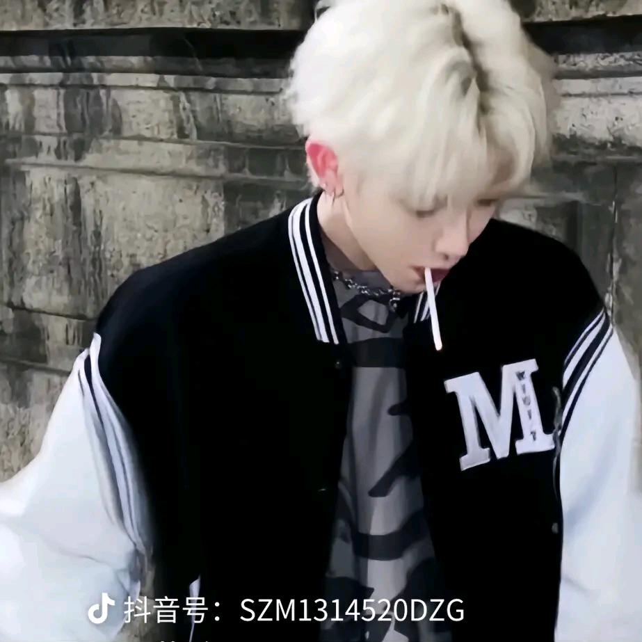 微笑（地铁逃生）