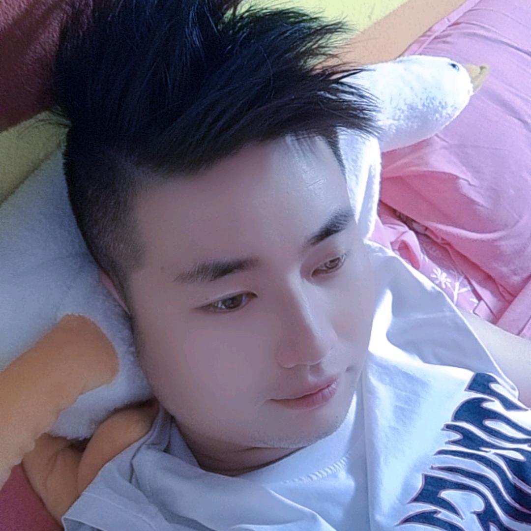 对你微笑   纯属礼貌