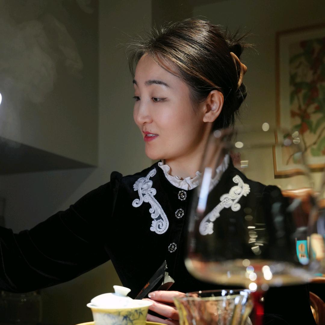 飞姐爱喝茶