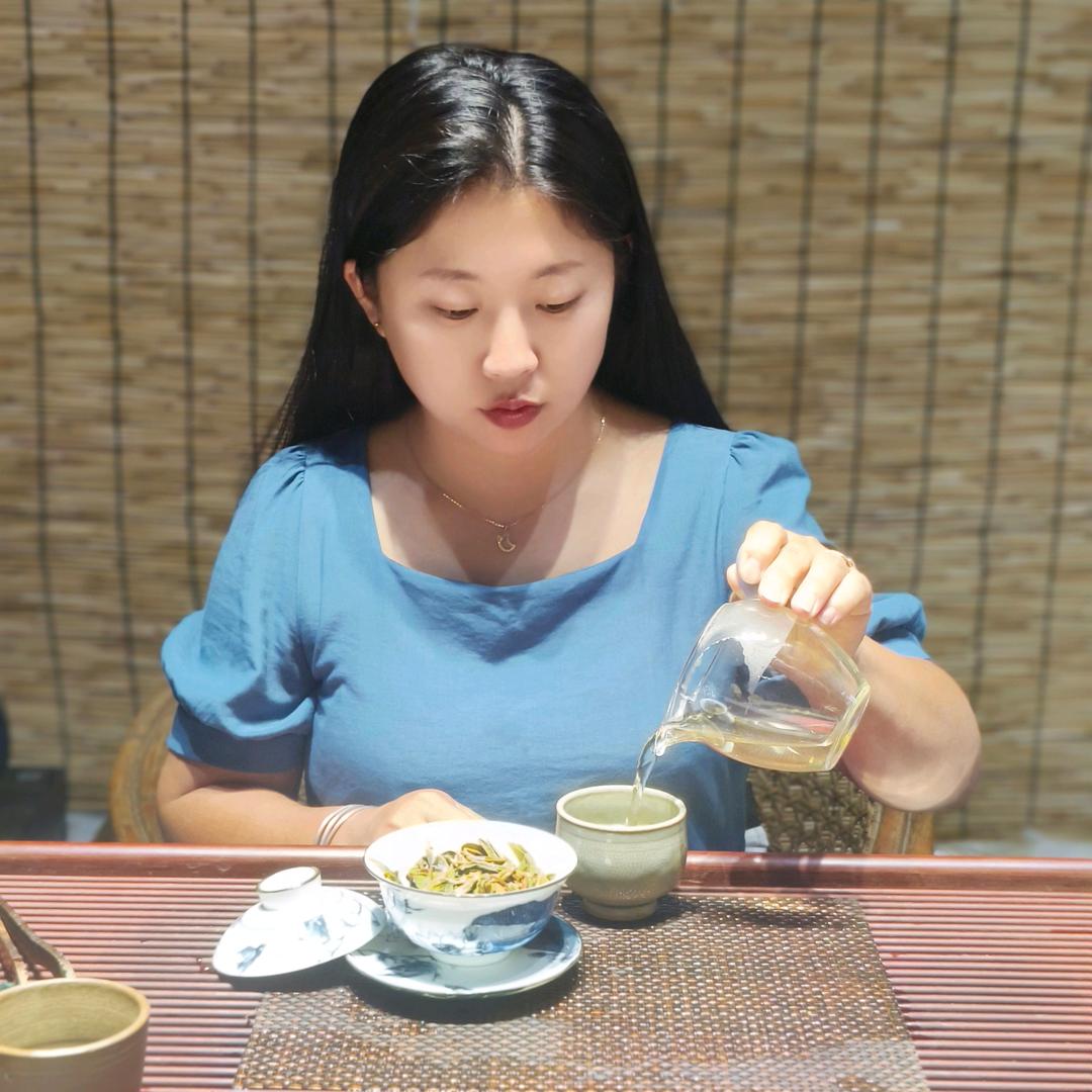 黄草林源头茶农15号