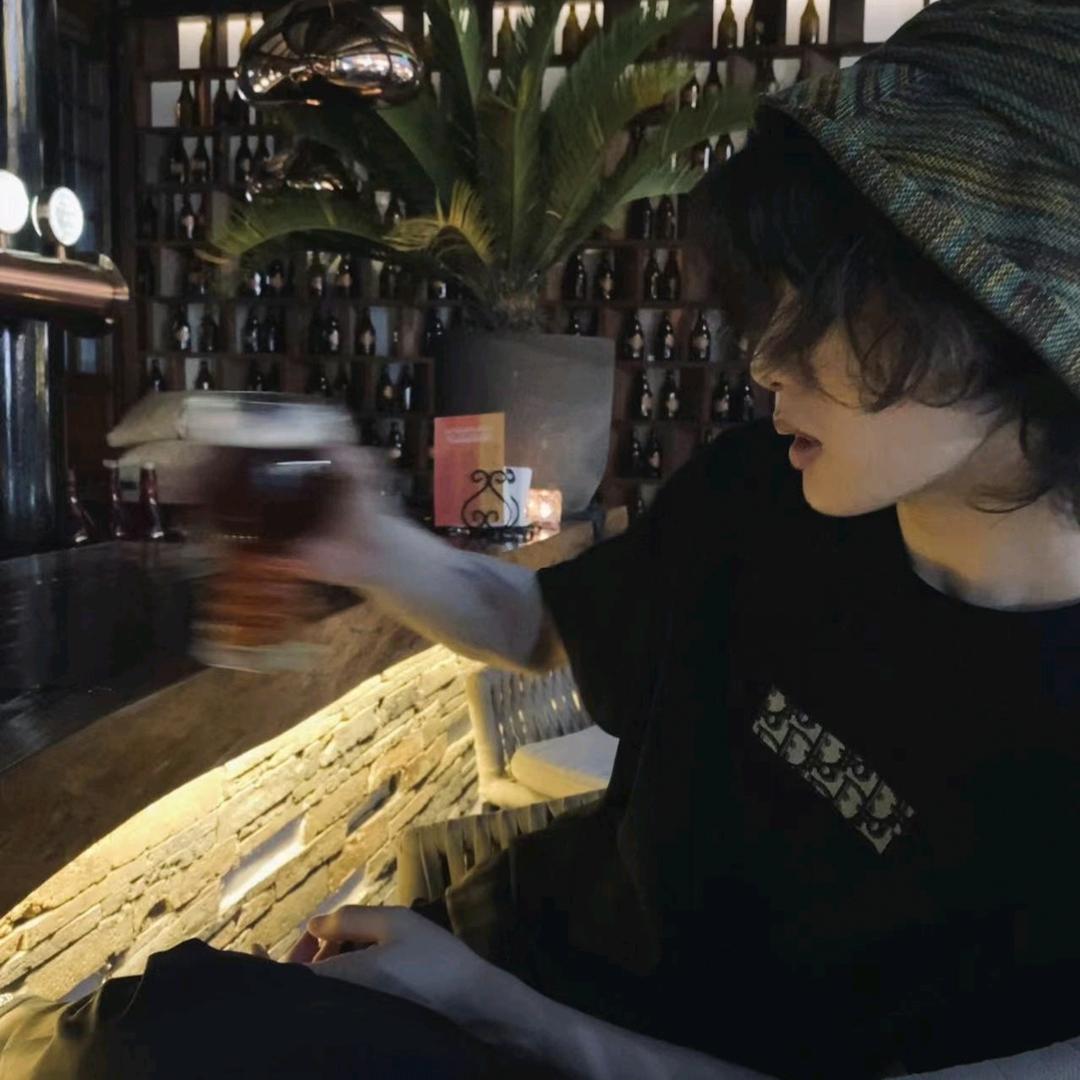 我睡觉的时候不困🐒