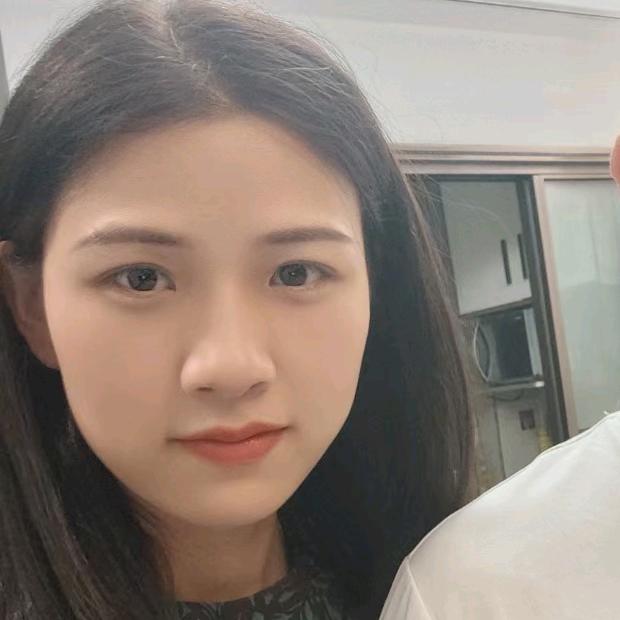 嘿！大林😊😊