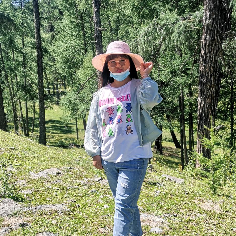 香香在农村的生活记录