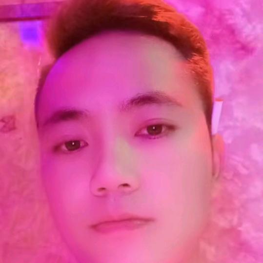 ℳ江南服装地摊甩货