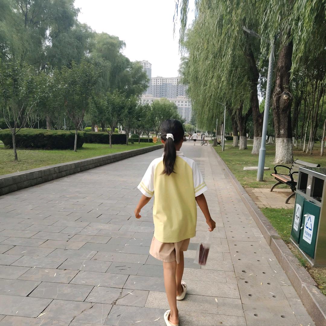 童年的@袁“音”