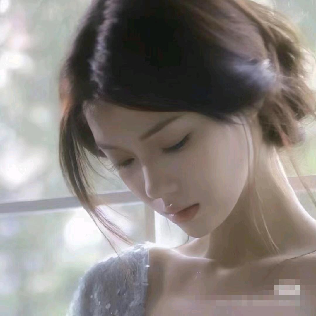 诗诗🕊️