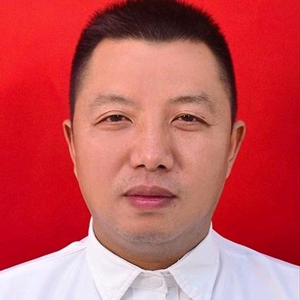 朝堂村支书