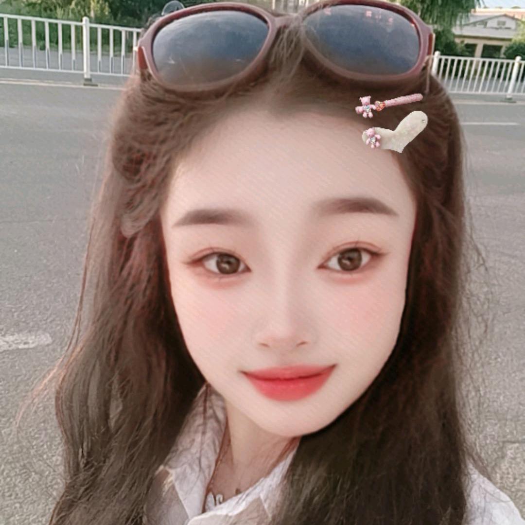 怕孤单的草莓